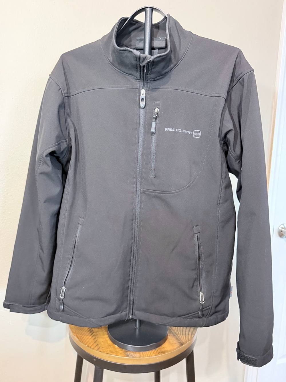 Free Country Men's Charcoal Black Softshell Performance Jacket Size M